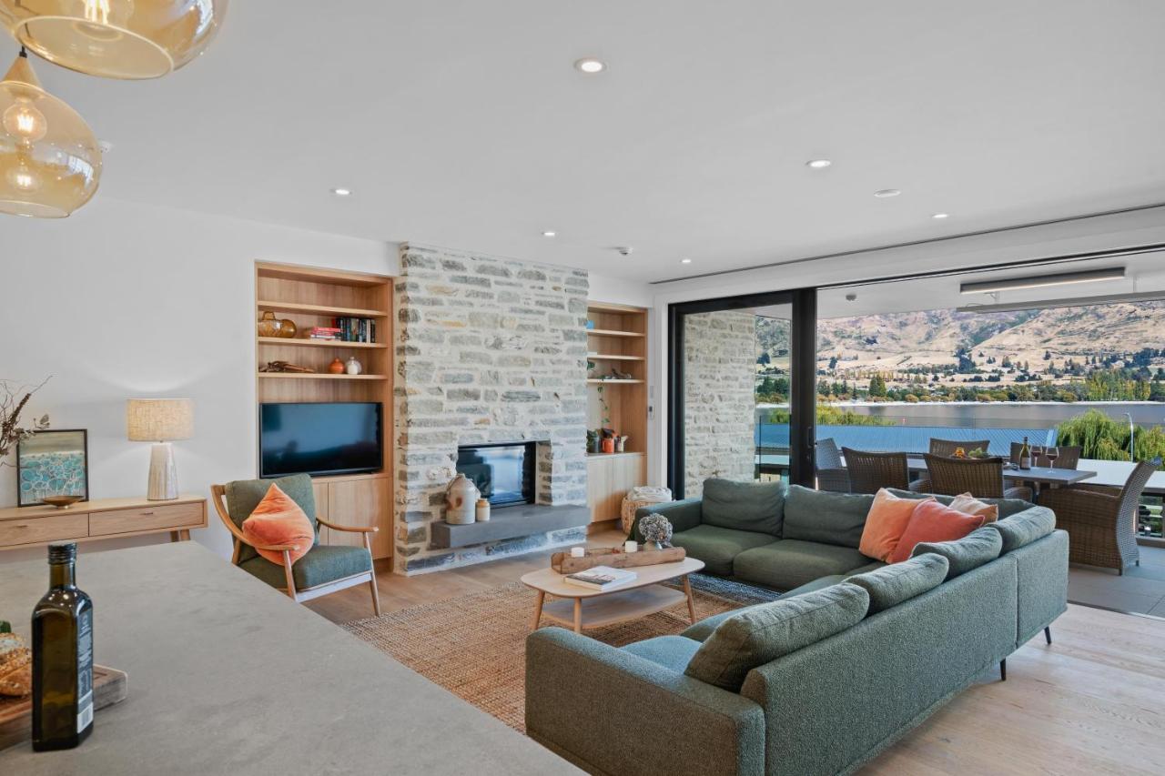 Winona Of Wanaka - Luxury Lakefront Apartment Exterior photo